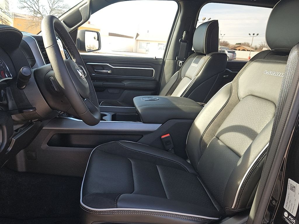 2026 RAM 1500 Laramie - Photo 15