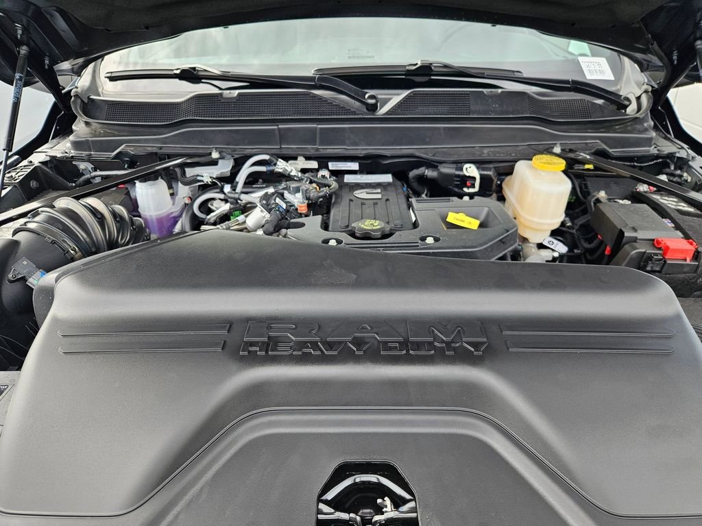 New 2026 Forged Blue Metallic Exterior Paint RAM Tradesman image 32