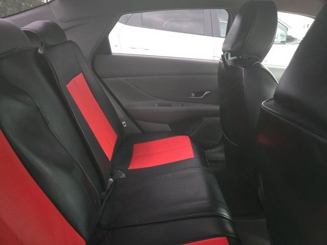 Used 2021 Black Hyundai SEL image 5
