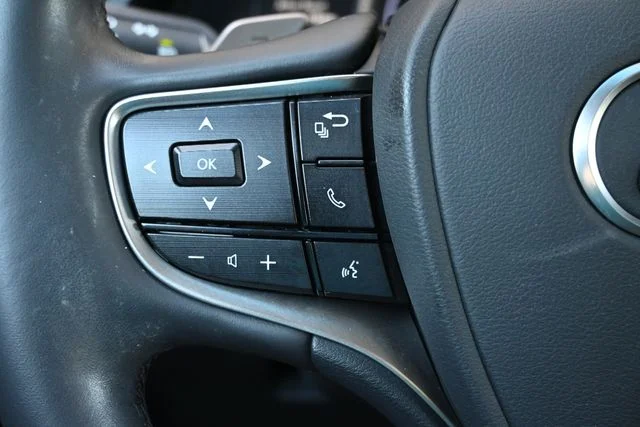 Used 2023 Silver Lexus 350 image 27