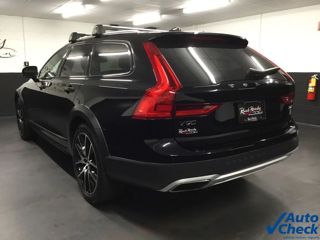 Used 2020 Black Volvo T6 AWD image 8
