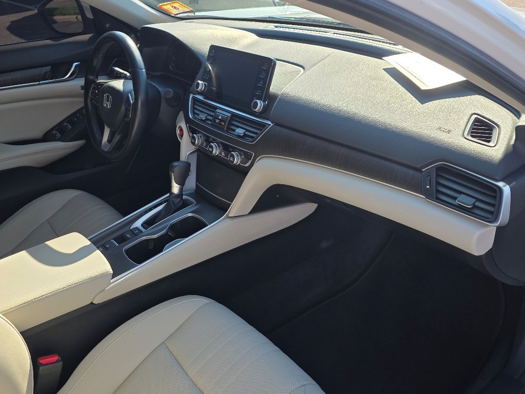 Certified Used 2021 White Honda EX-L image 21