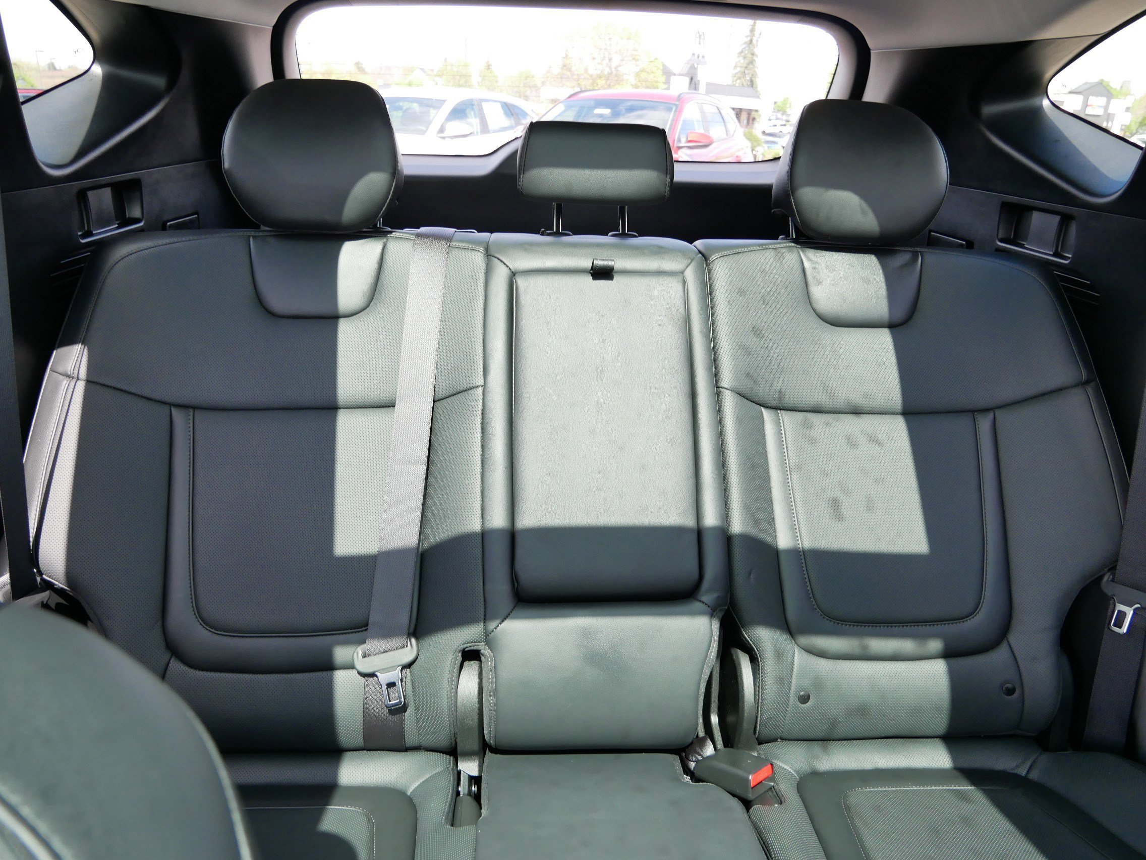 Certified Used 2023 Amazon Gray Hyundai Limited image 13