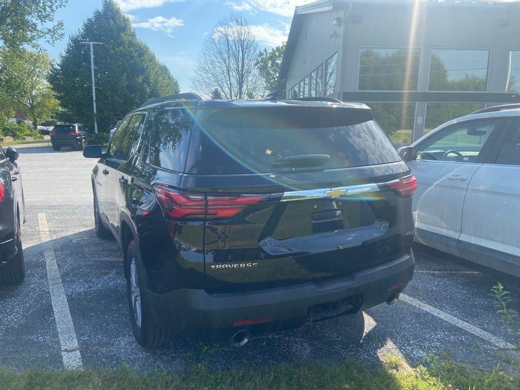 Used 2022 Mosaic Black Metallic Chevrolet LT image 4
