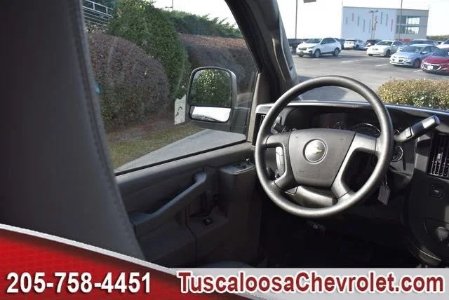 2025 Chevrolet Express Cargo Work Van - Photo 17