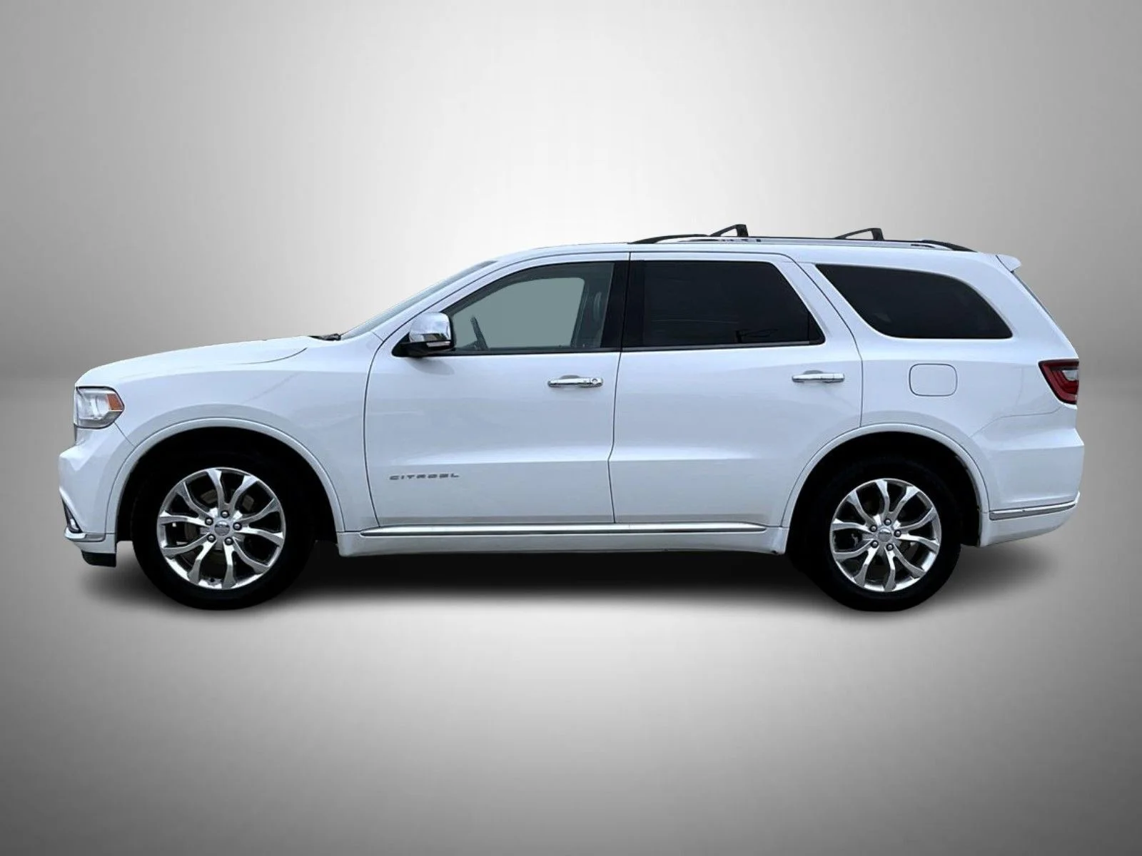 Used 2016 White Dodge Citadel image 8