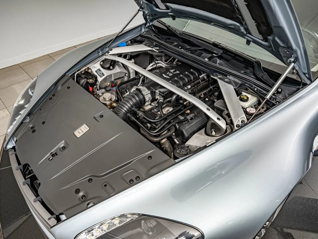 Used 2015 Skyfall Silver Aston Martin  image 44