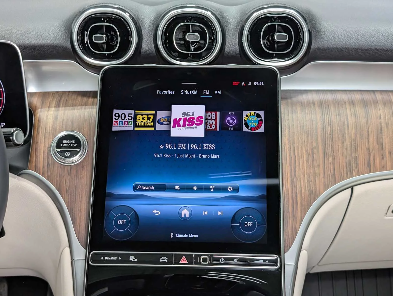Used 2026  Mercedes-Benz GLC 300 image 19