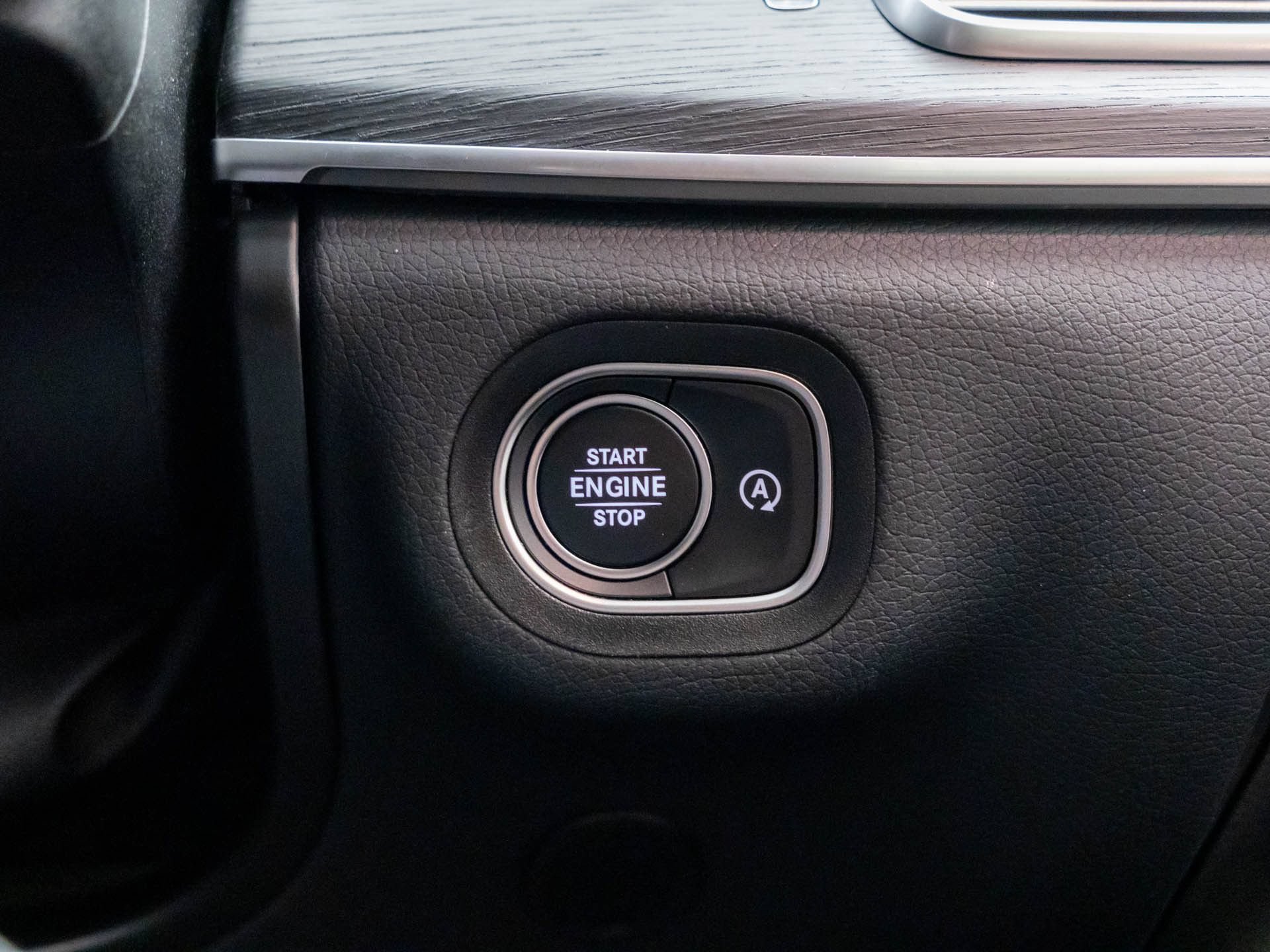 New 2026 Black Mercedes-Benz GLS 450 image 60