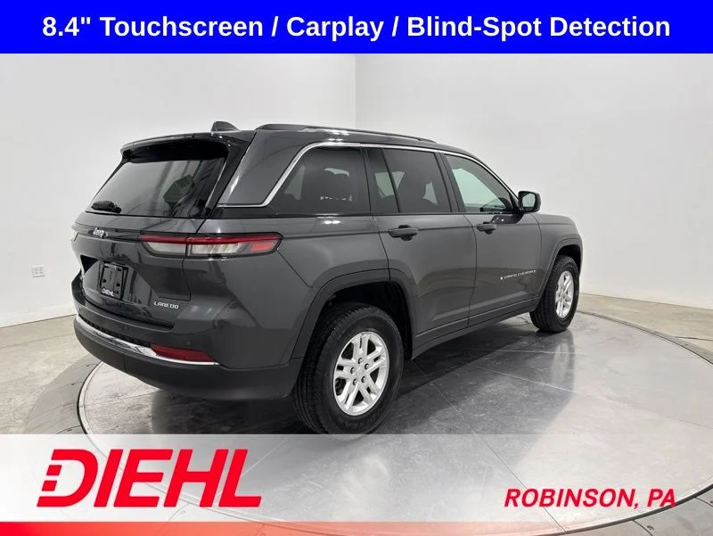 Used 2023 Gray Jeep Laredo image 7