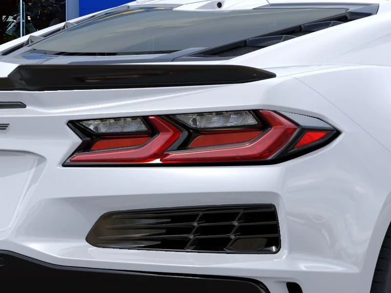 2027 Chevrolet Corvette 2LT - Photo 11