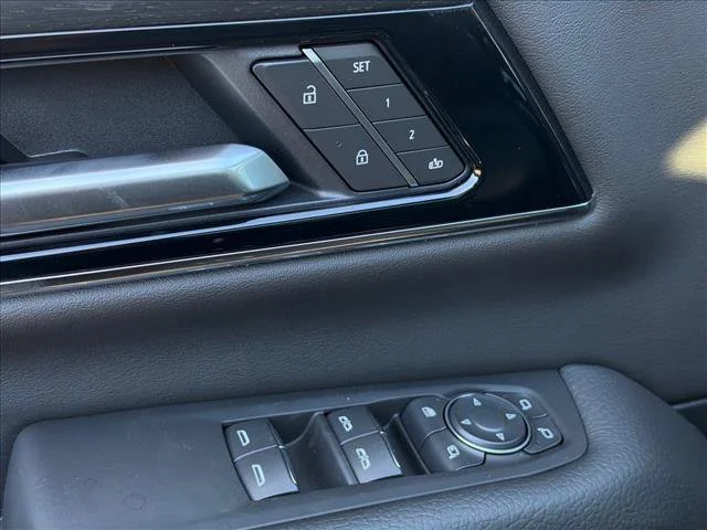 2026 GMC Yukon XL Denali - Photo 30