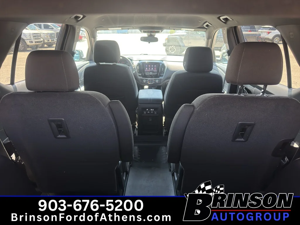 Used 2022 Silver Sage Metallic Chevrolet LT Cloth image 10