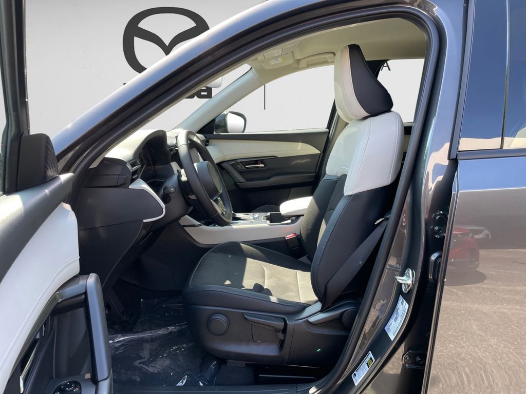 New 2026 Machine Gray Mazda 2.5 S Select image 8