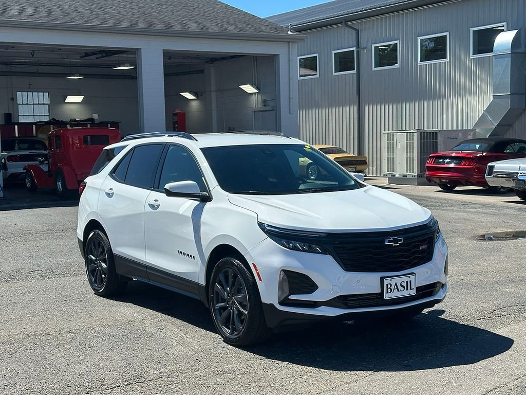 Used 2024 White Chevrolet RS image 38