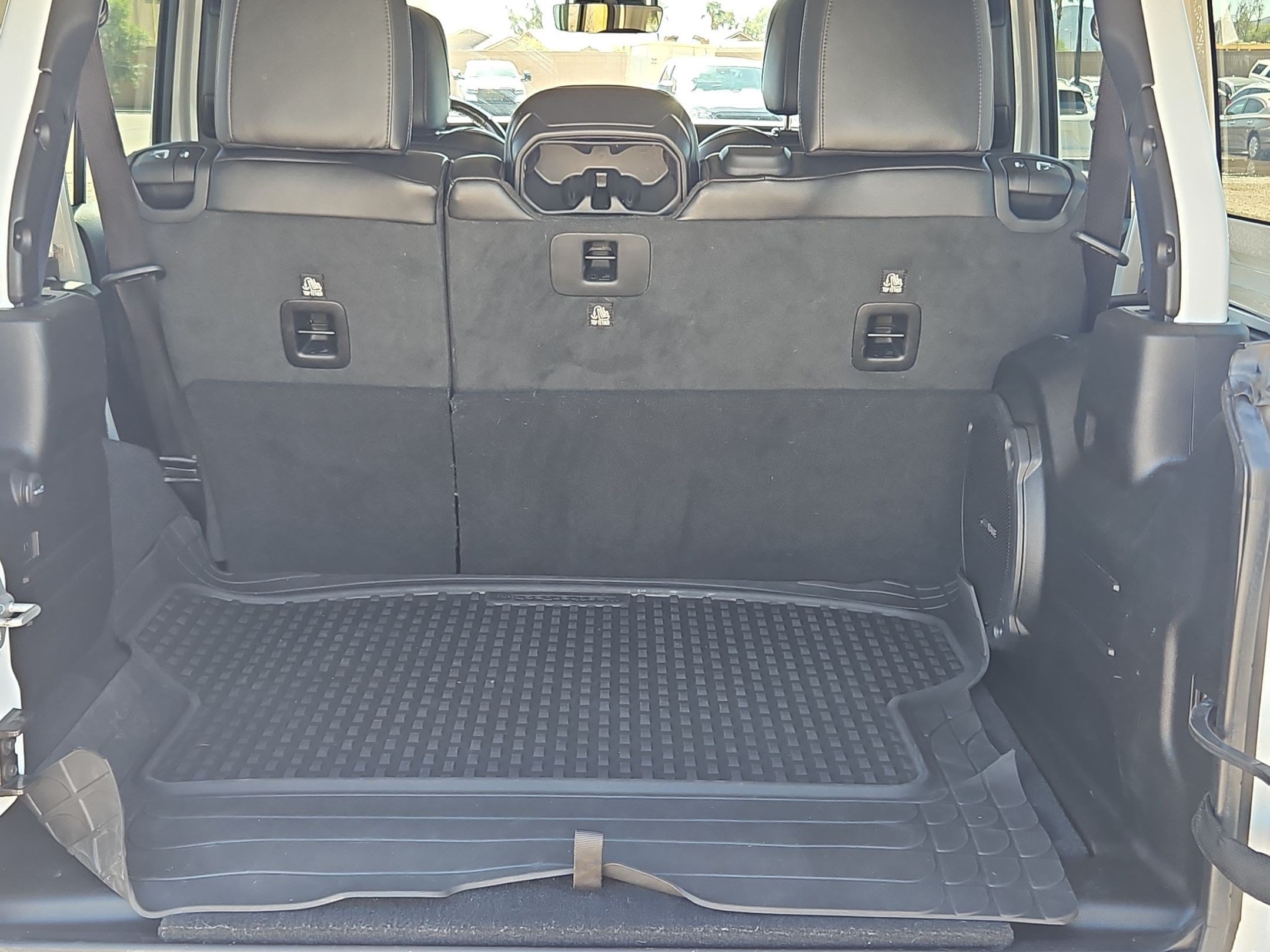 Certified Used 2023 White Jeep 4-Door High Altitude 4x4 image 33
