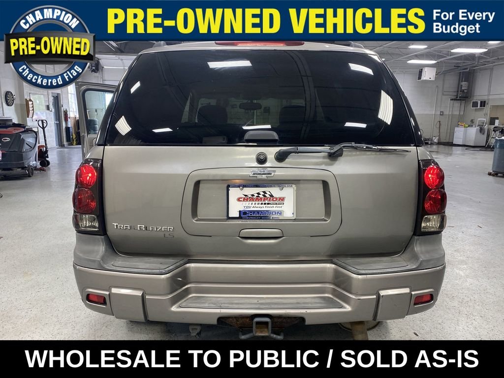 Used 2006 Graystone Metallic Chevrolet LS image 33