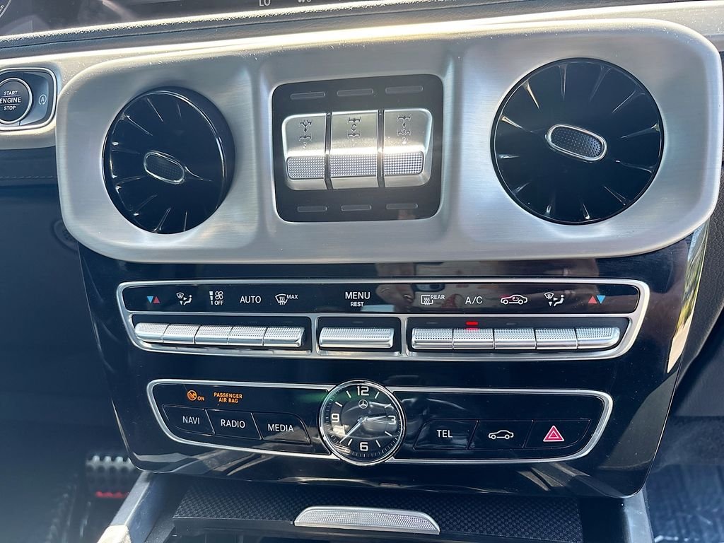 Used 2021 Indium Gray Metallic Mercedes-Benz G 550 image 28