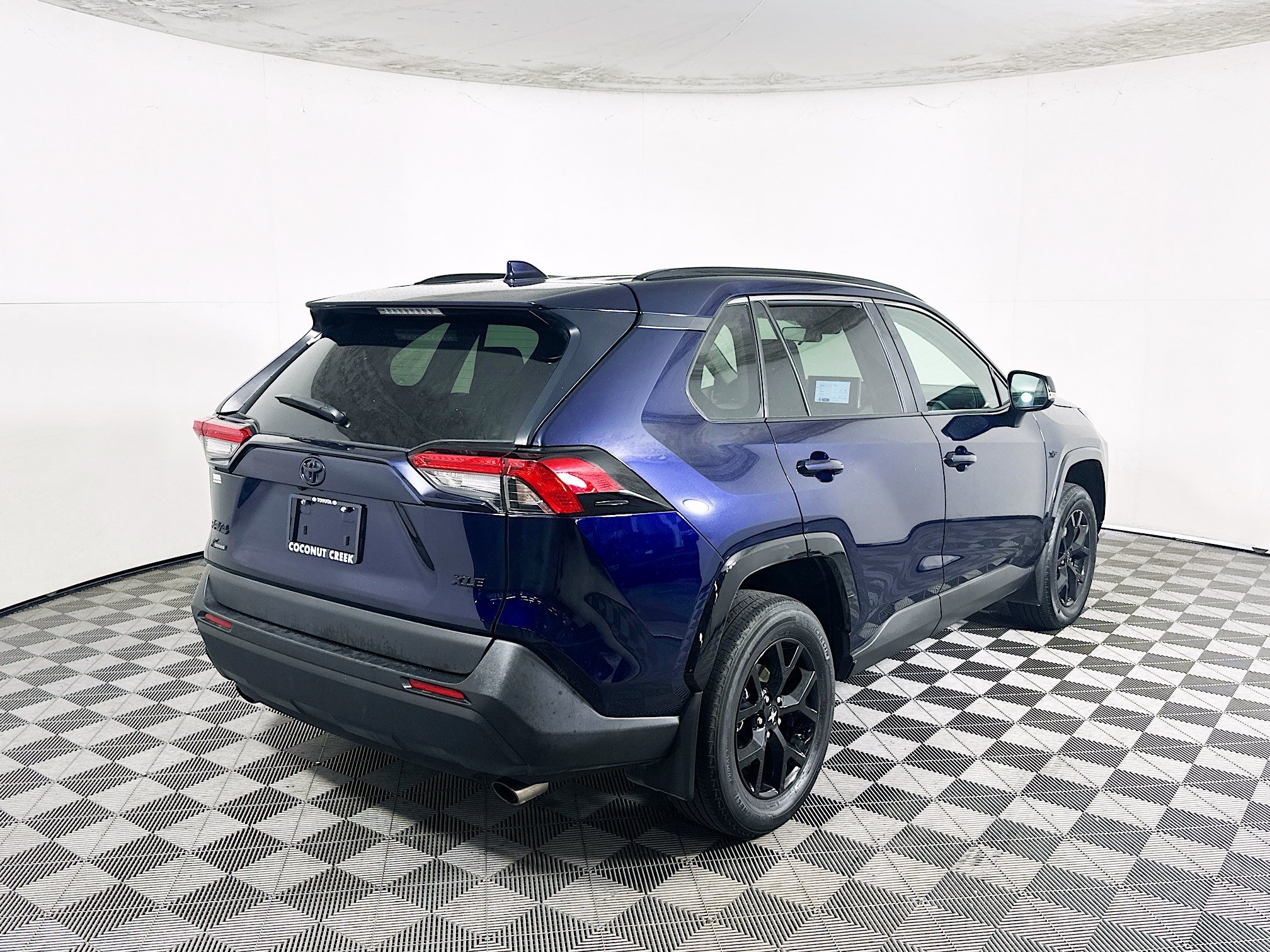 Used 2025 Blueprint Toyota XLE image 3