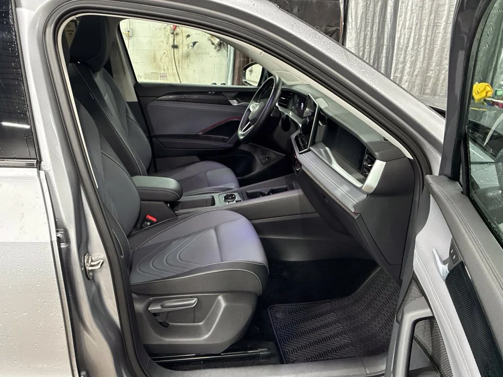Used 2026 Silver Volkswagen SE image 50