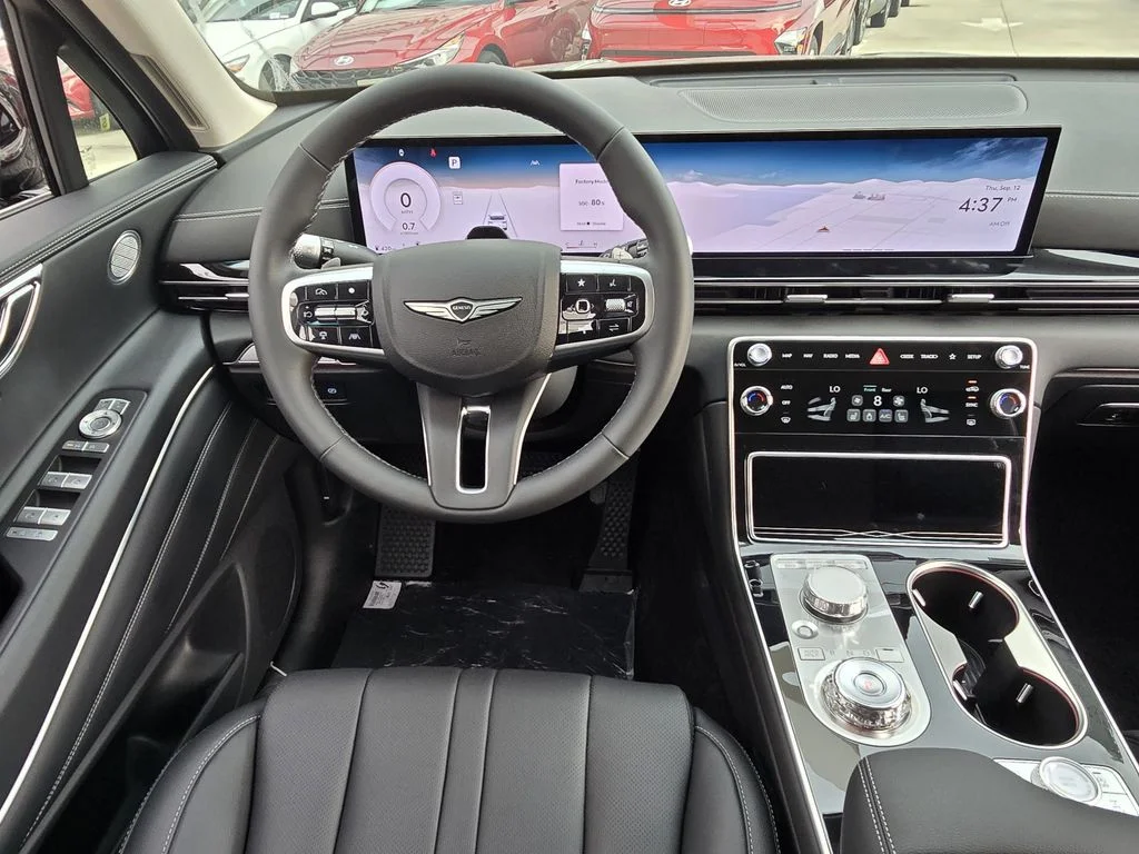 New 2026 White Genesis 2.5T image 8