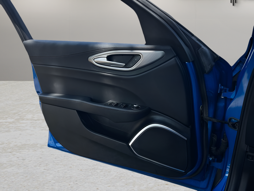 Used 2023 Blue Alfa Romeo Veloce image 15
