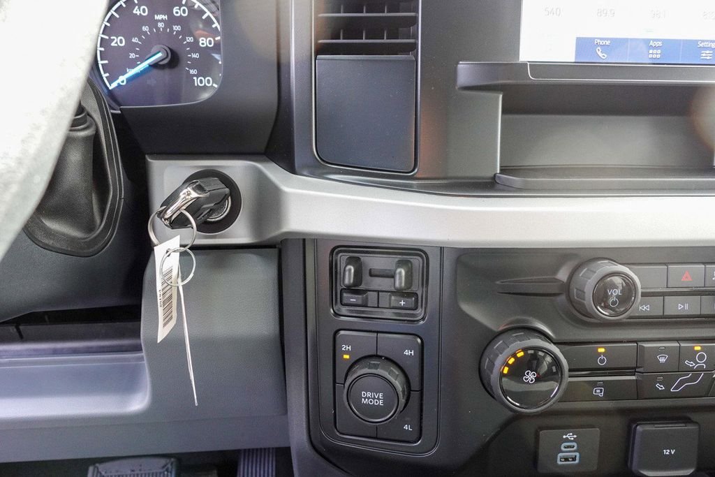 2026 Ford F-250 Super Duty XLT - Photo 25