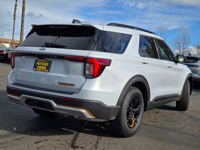 New 2026 White Ford Tremor image 3