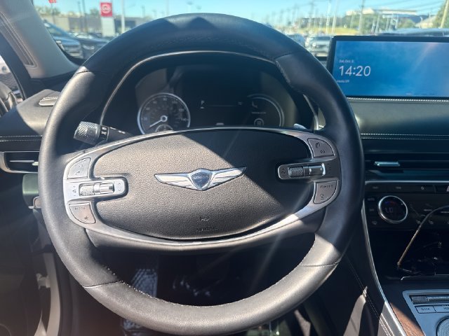 Used 2021 White Genesis 2.5T image 16