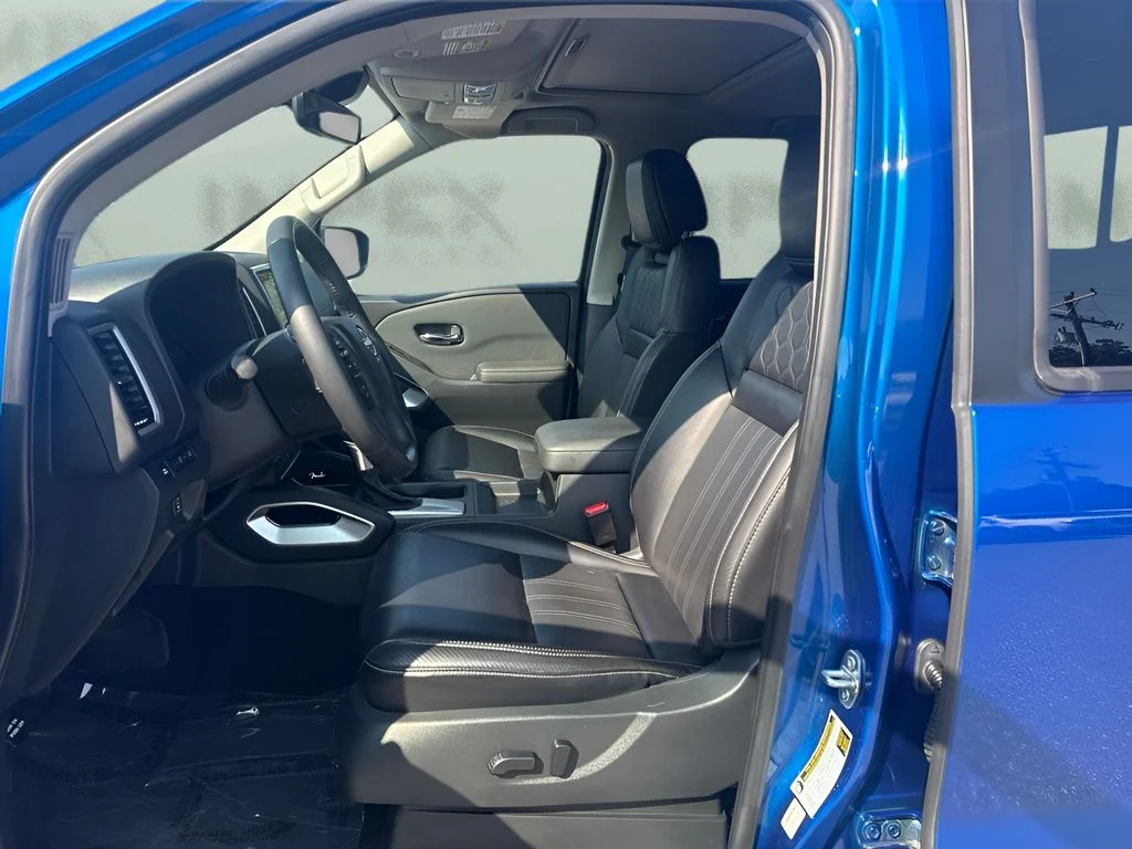 Used 2024 Blue Nissan SL image 9
