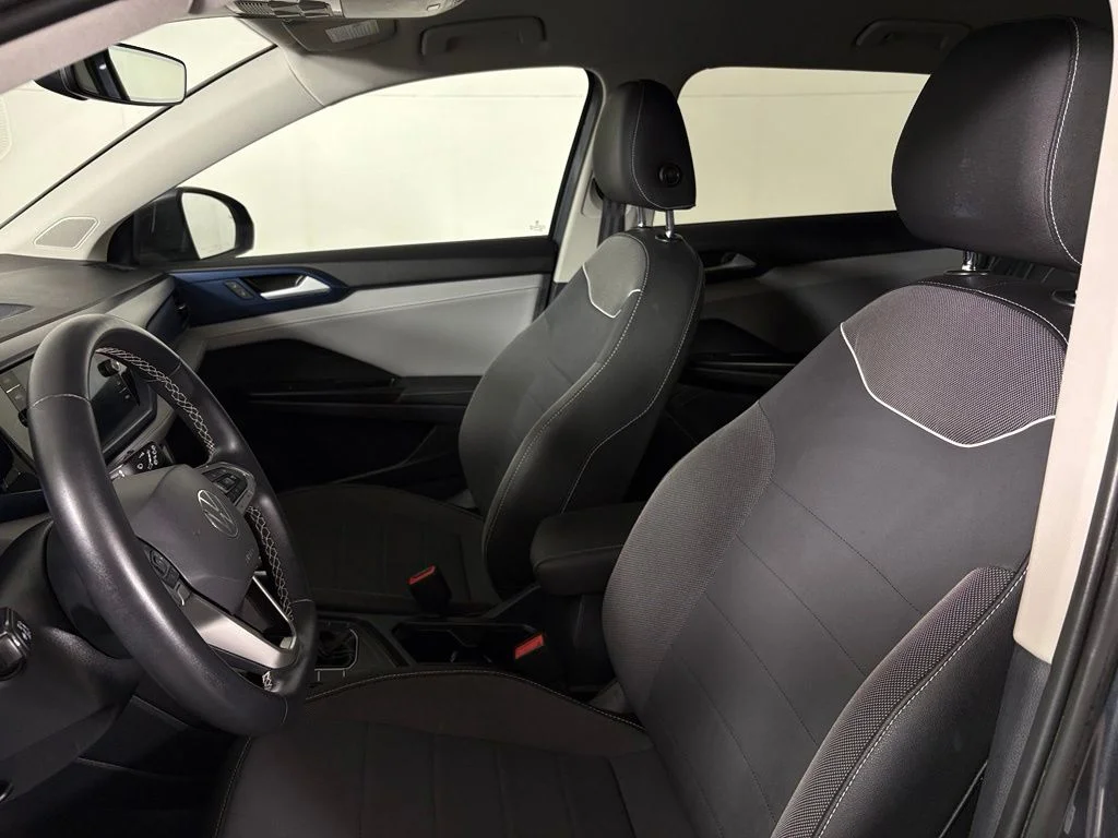 Used 2024 Gray Volkswagen 1.5T SE image 21