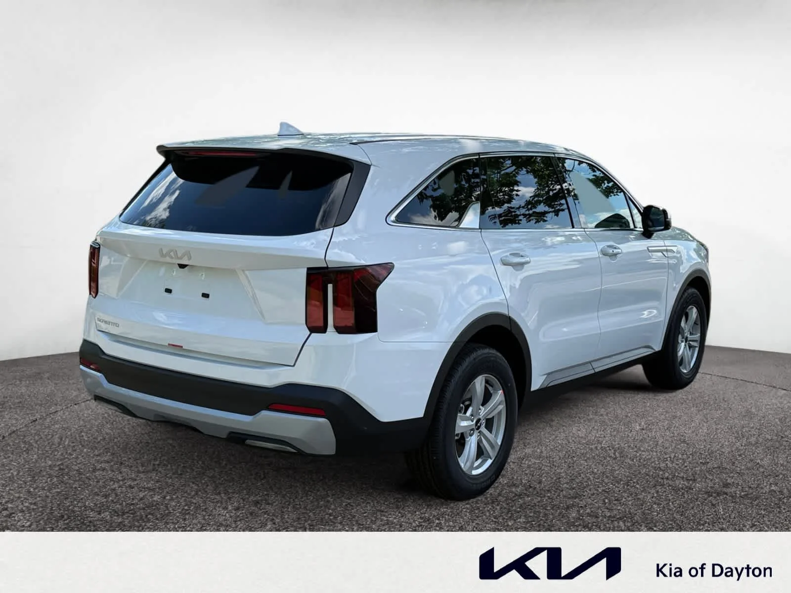 New 2026 Glacial White Pearl Kia LX image 5