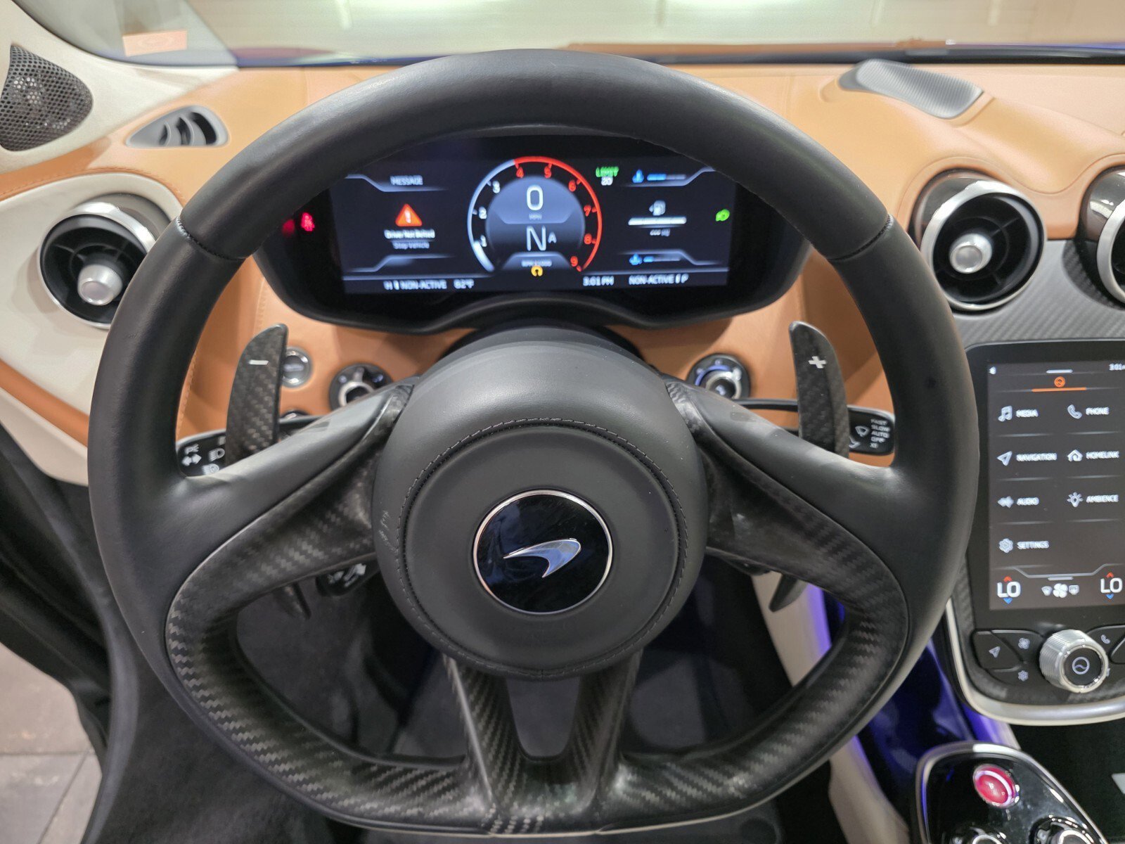 Used 2023 Aurora Blue McLaren  image 11