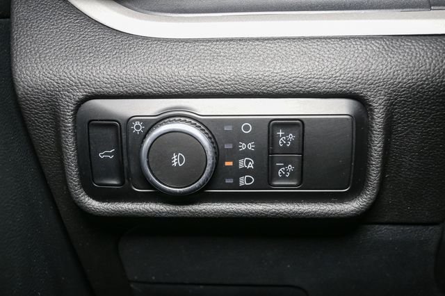Used 2023 Blue Ford XLT image 38