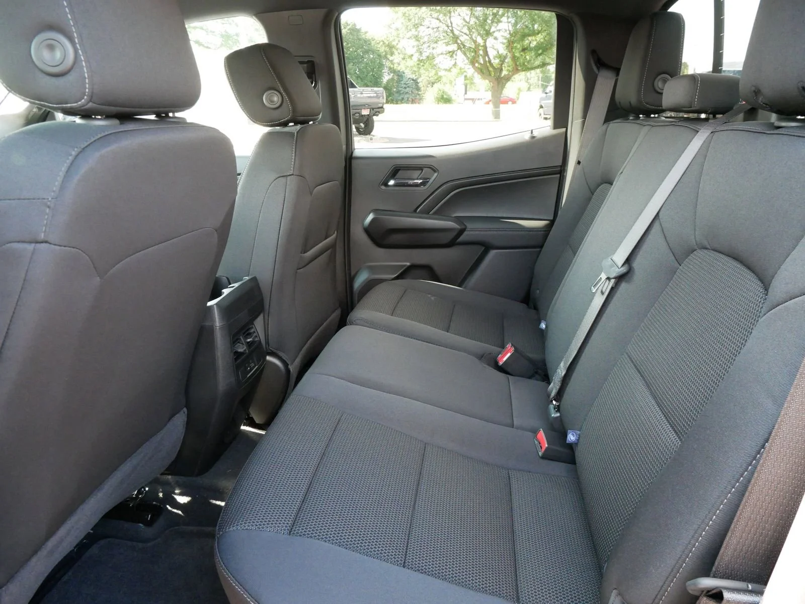 2026 GMC Canyon Elevation - Photo 6