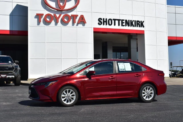 Used 2022 Red Toyota XLE image 1