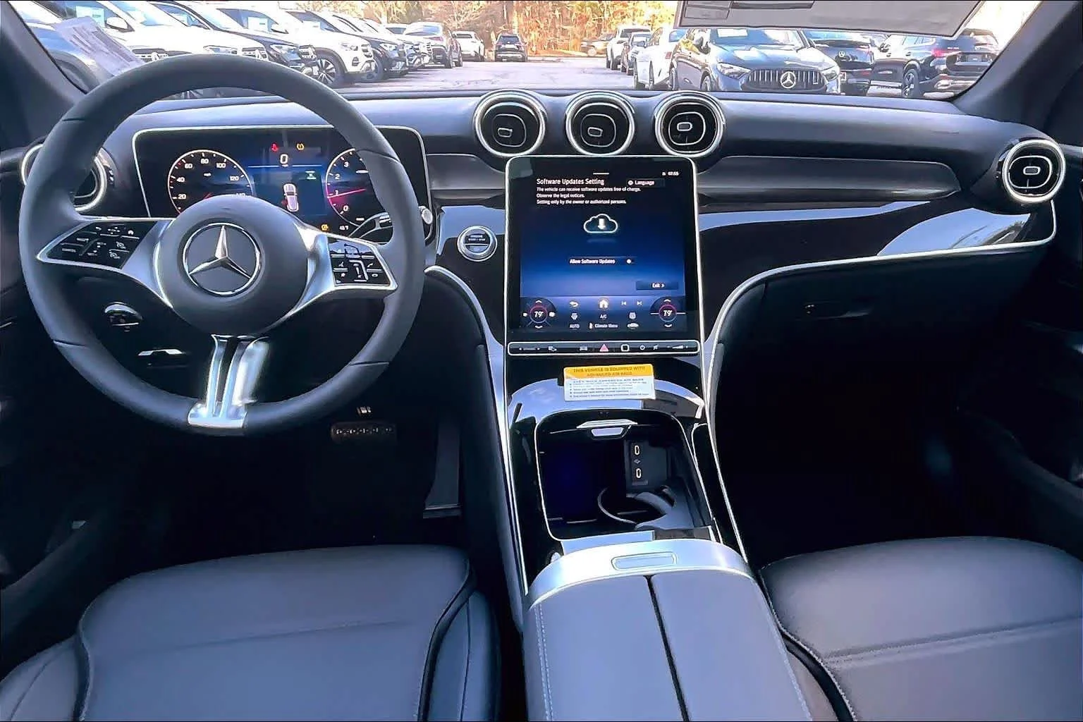New 2026 Polar White Mercedes-Benz GLC 300 image 8