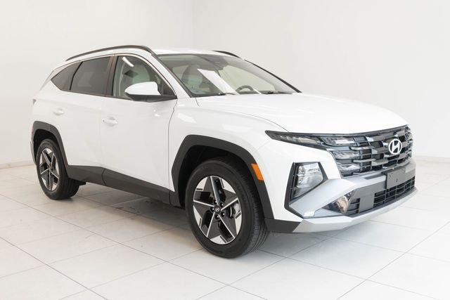 Used 2026 White Hyundai SEL image 29