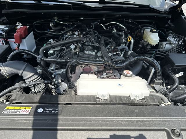 Certified Used 2025  Toyota SR5 image 18
