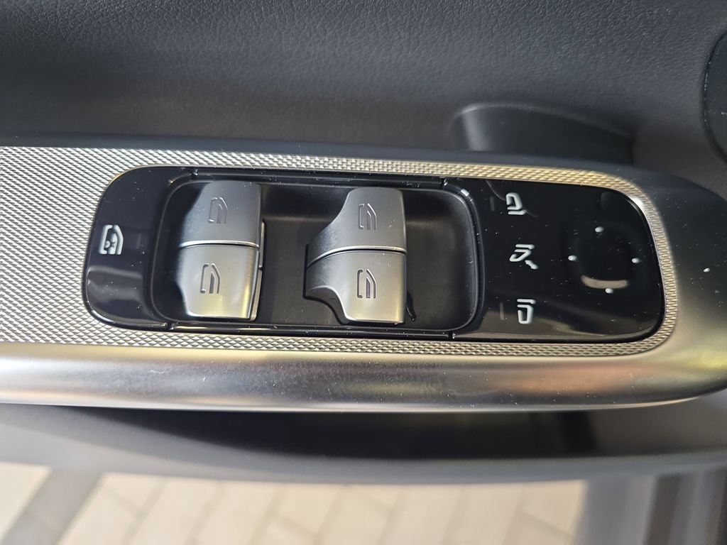 Certified Used 2026 Black Mercedes-Benz GLC 300 image 31