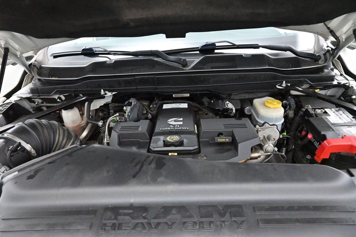 Used 2021 Pearl White Ram Laramie image 39