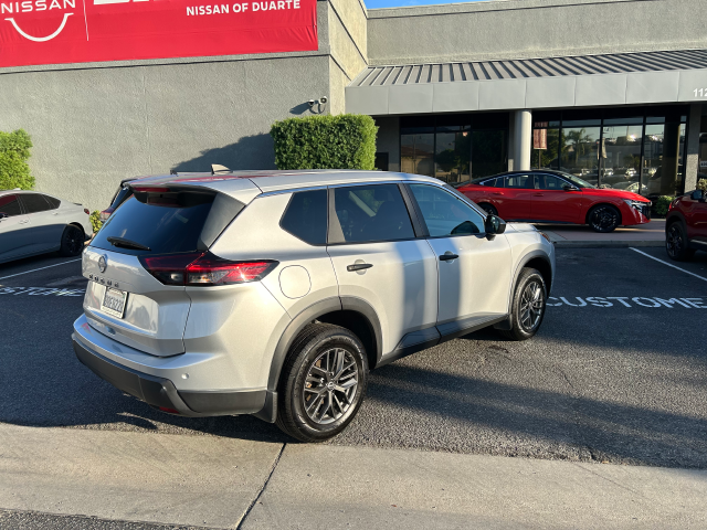 Used 2024 Silver Nissan S image 14