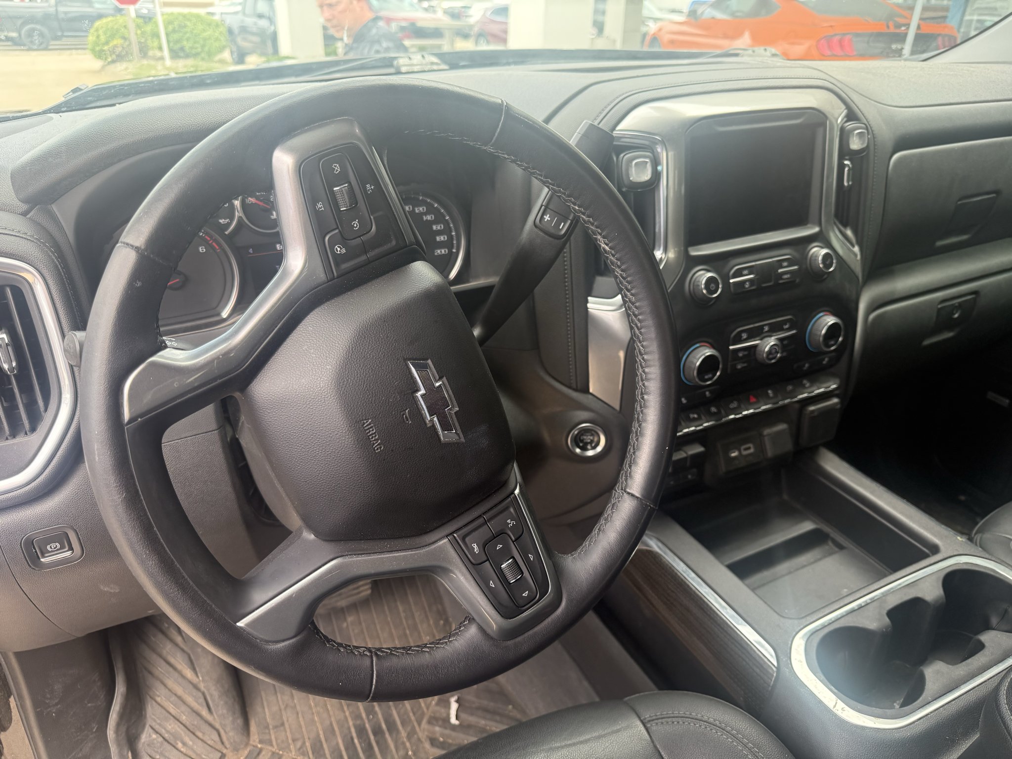 Used 2022  Chevrolet LT Trail Boss image 4