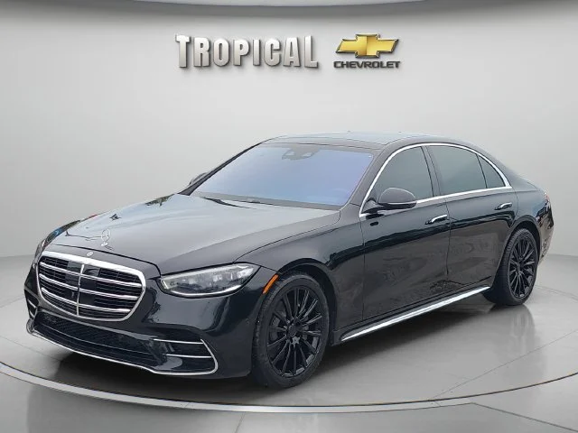 Used 2022 Black Mercedes-Benz S 580 image 1