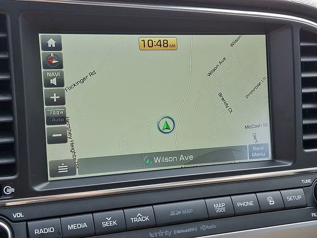 Used 2017 Gray Hyundai Limited image 17