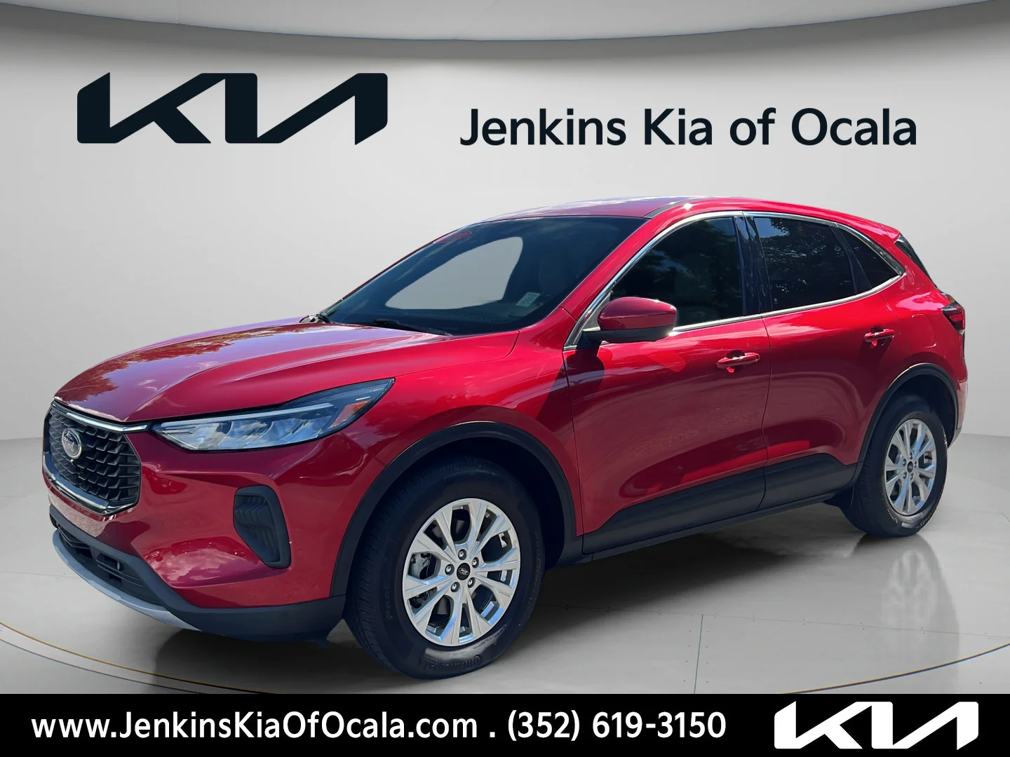 Used 2023 Red Metallic Ford Active image 7