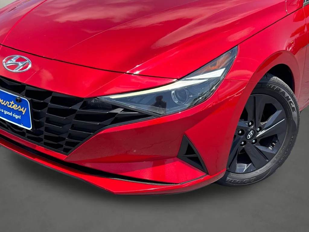 Used 2023 Red Hyundai SEL image 30