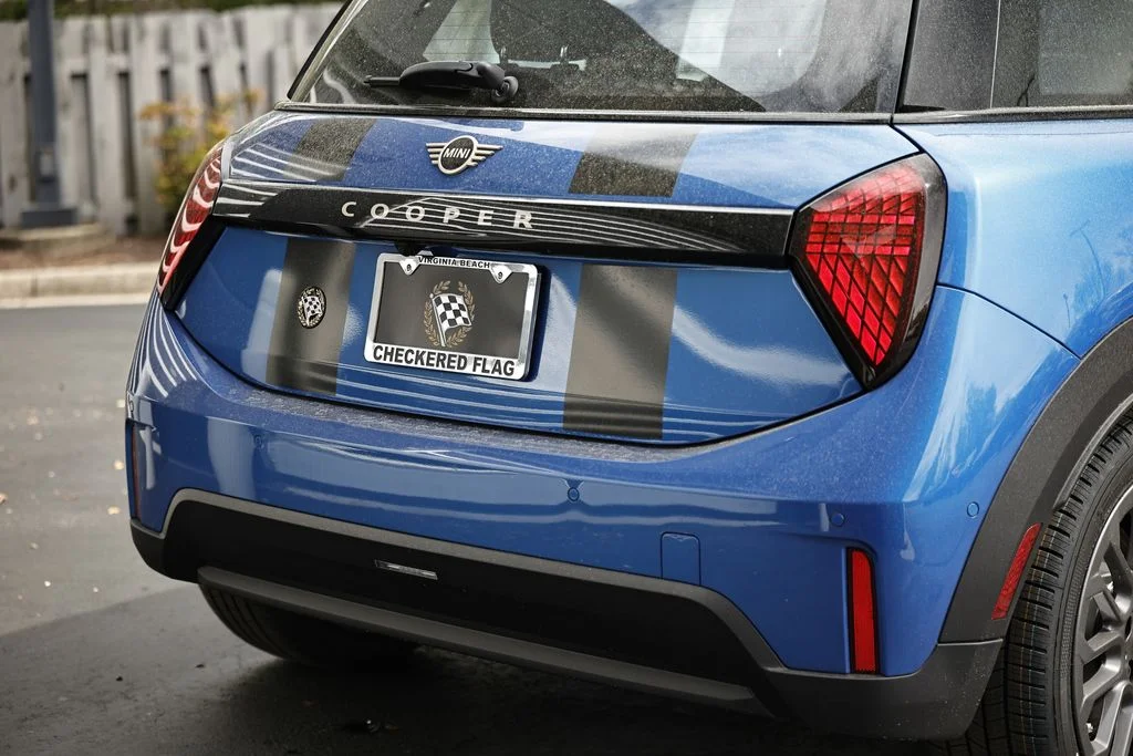 New 2026 Blue Metallic MINI Iconic image 8