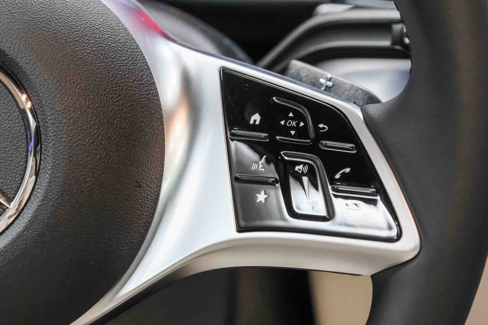 New 2026 Polar White Mercedes-Benz GLB 250 image 62
