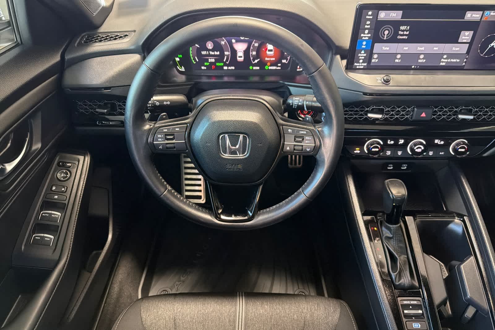 Used 2023 Platinum White Pearl Honda Sport image 14
